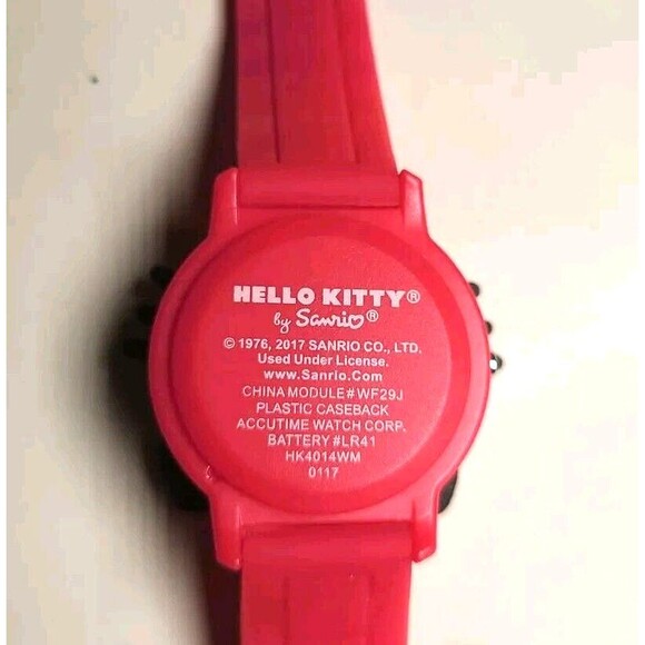 Sanrio Hello Kitty Watch Pink Silicone Band Round 37 mm Case Digital Dial - Picture 4 of 5